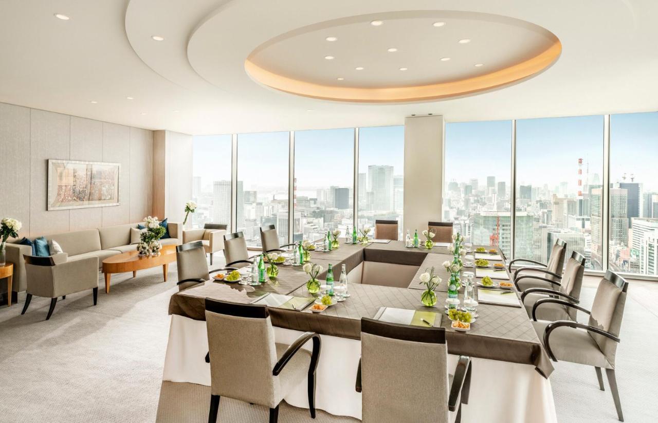 Four Seasons Hotel Tokyo At Marunouchi Exterior photo